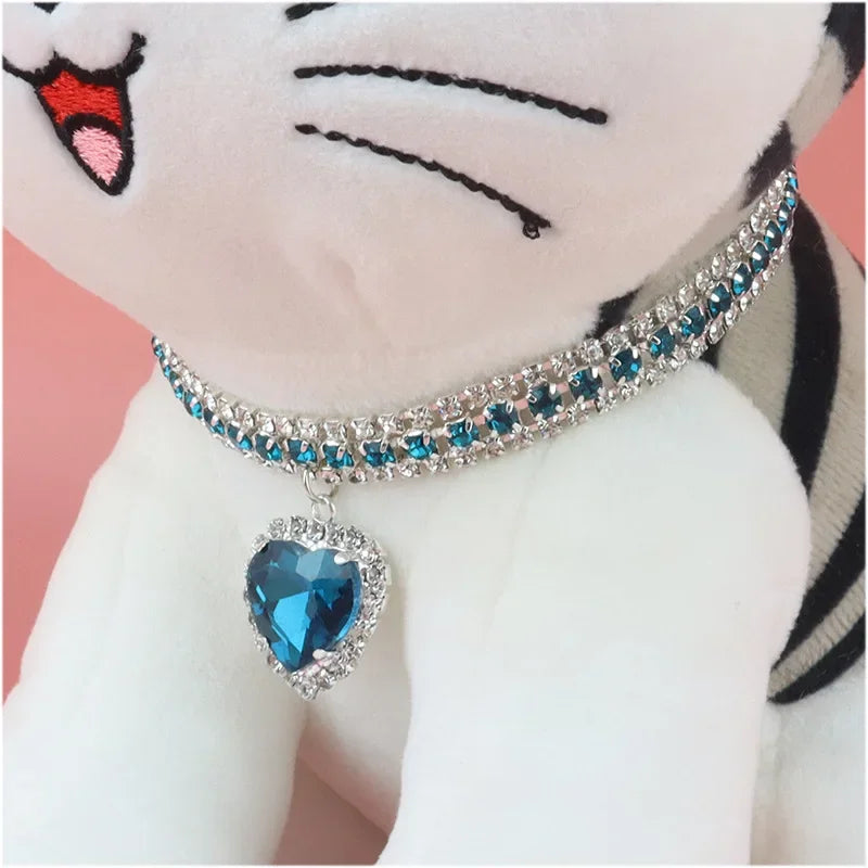 New diy cute luxury pet collar pet cat dog collar love pendant pet supplies love crystal luxury collar kitten collar cat necklac